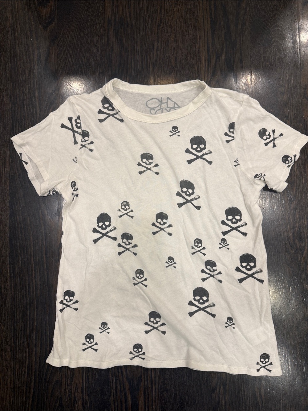 Chaser White Short Sleeve Tee with Black Skull & Crossbones Pattern